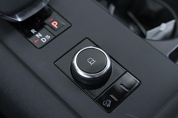 Land Rover Discovery 21 of 30