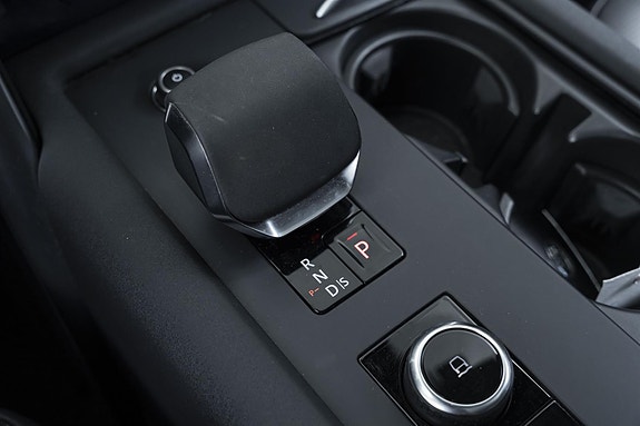 Land Rover Discovery 19 of 30