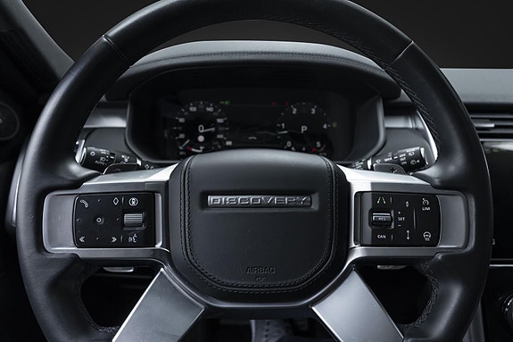 Land Rover Discovery 23 of 30