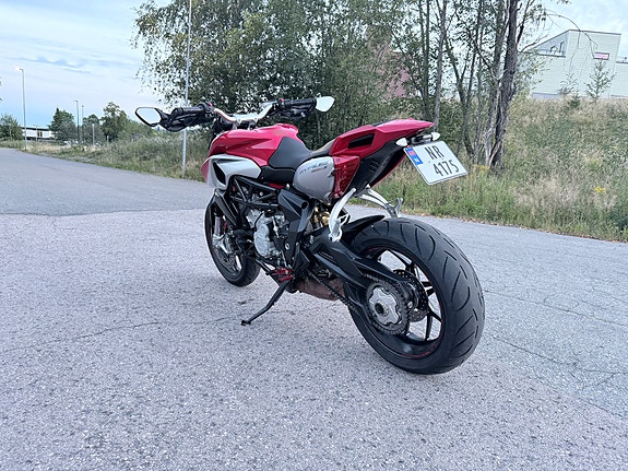 MV Agusta Rivale 800 5 of 15
