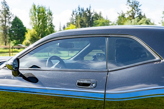 Dodge Challenger 20 of 24