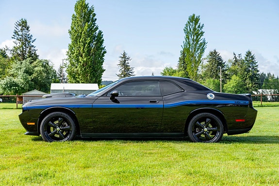 Dodge Challenger 5 of 24
