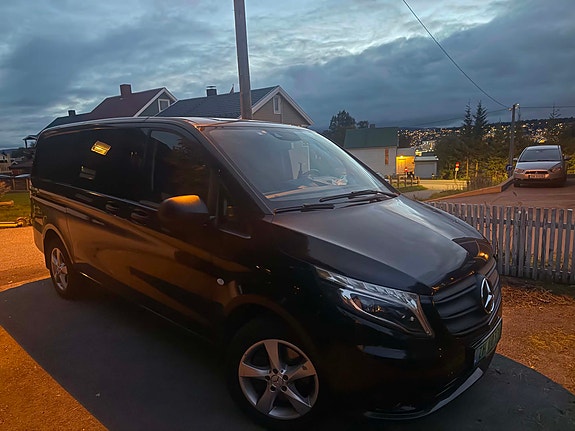 Mercedes-Benz Vito 119 2 of 13