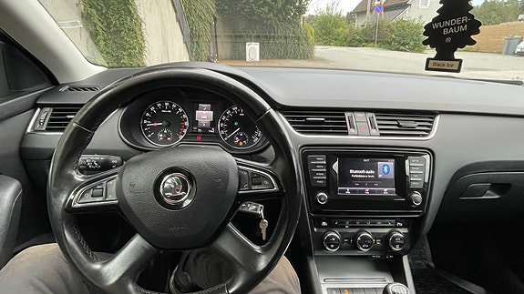 Skoda Octavia 7 of 9