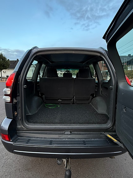 Toyota Land Cruiser 17 of 19