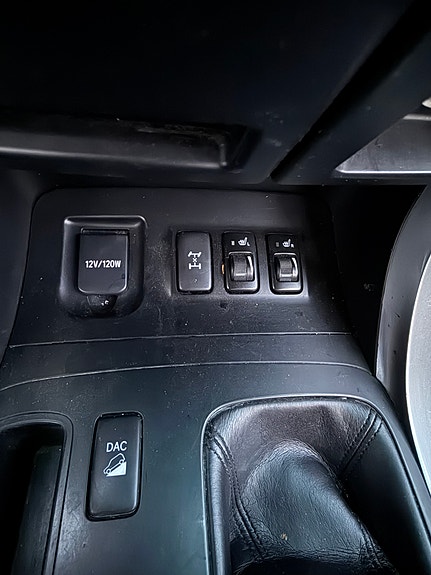 Toyota Land Cruiser 13 of 19