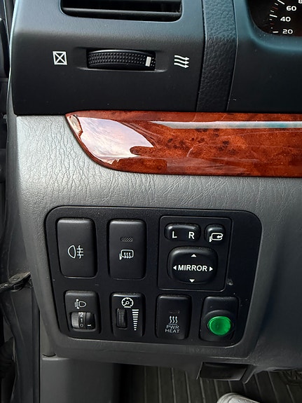 Toyota Land Cruiser 14 of 19