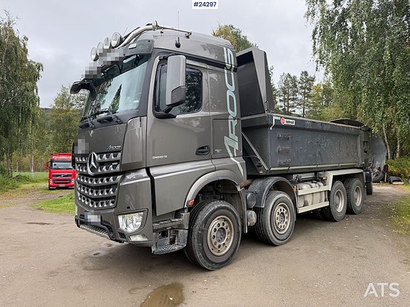 Mercedes-Benz Arocs 3663 8x4 tippbil m/ GEAB avlastning. SE VIDEO 2 of 30