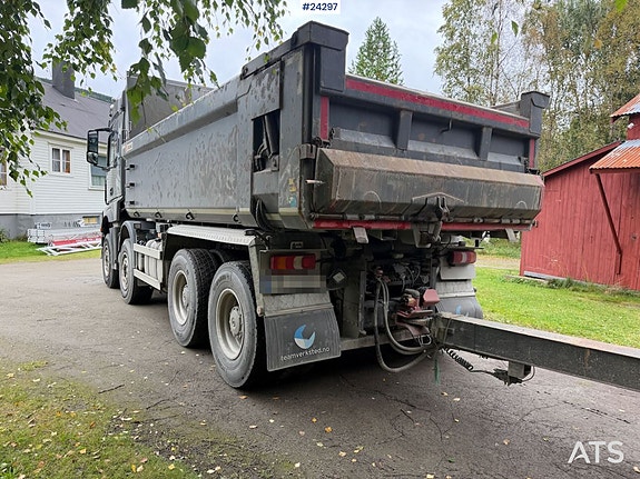 Mercedes-Benz Arocs 3663 8x4 tippbil m/ GEAB avlastning. SE VIDEO 8 of 30