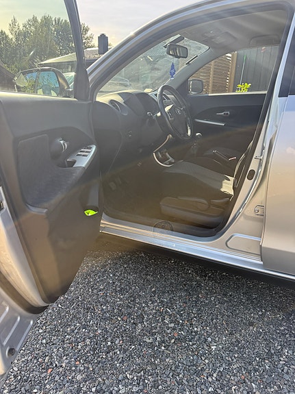 Toyota Urban Cruiser 13 of 30