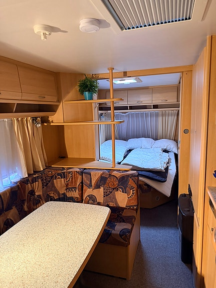 Dethleffs Camper 8 of 16