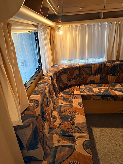 Dethleffs Camper 11 of 16