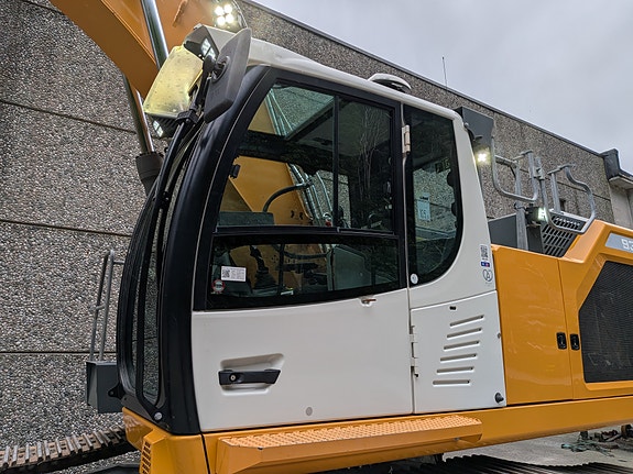 Liebherr R 930 INK. MAKIN 3D GPS | ROTORTILT | KUN 4350 T | SKUFFER 24 of 30