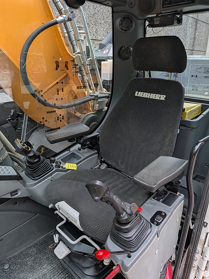 Liebherr R 930 INK. MAKIN 3D GPS | ROTORTILT | KUN 4350 T | SKUFFER 28 of 30