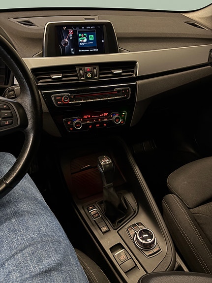 BMW X1 20 of 30
