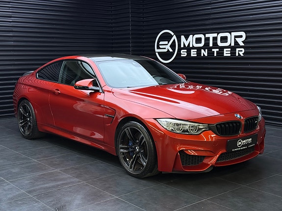 BMW M4 2 of 30