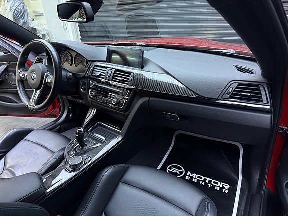 BMW M4 18 of 30
