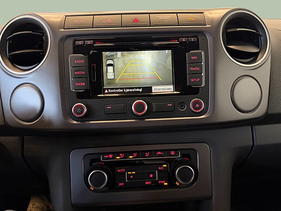 Volkswagen Amarok 24 of 30