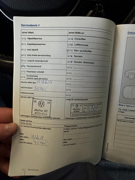 Volkswagen Amarok 28 of 30