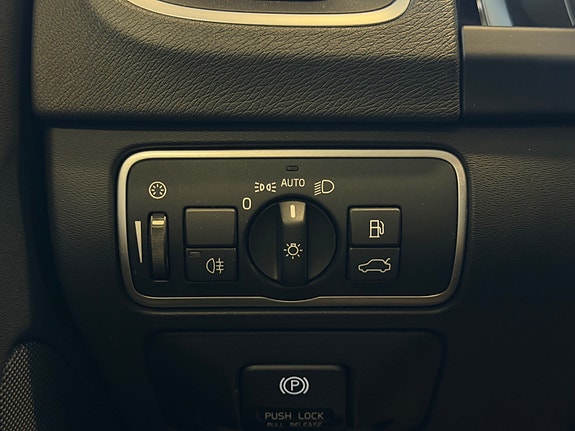 Volvo V60 27 of 30