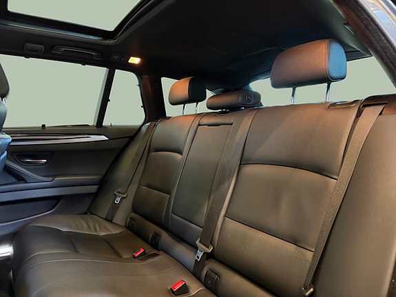 BMW 520d 9 of 30