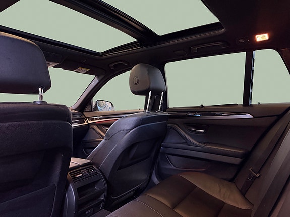 BMW 520d 10 of 30