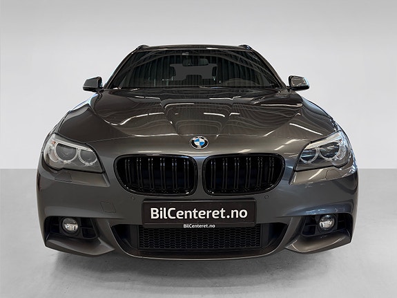 BMW 520d 2 of 30