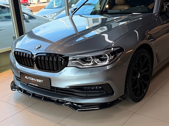 BMW 530e 2 of 30