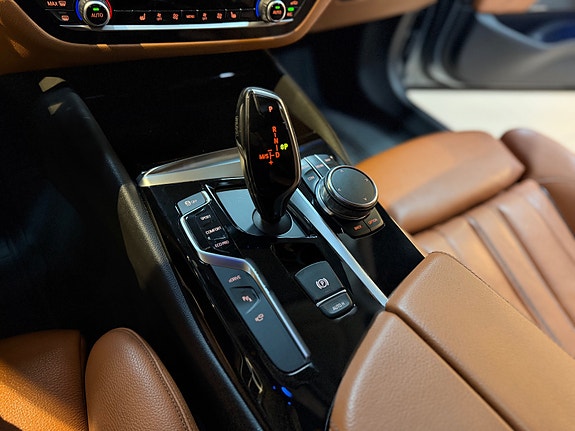 BMW 530e 21 of 30