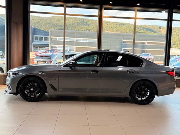 BMW 530e 6 of 30