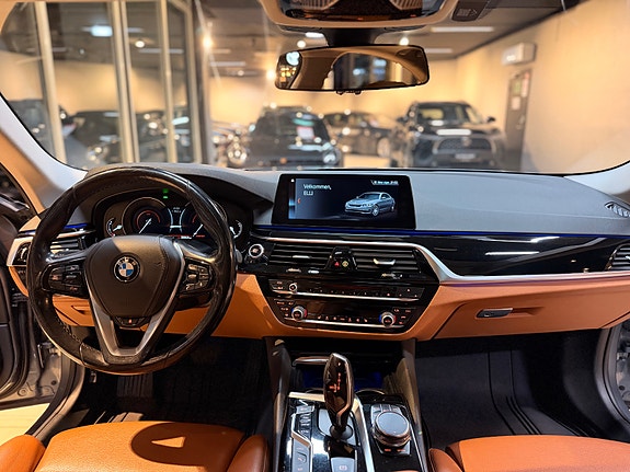 BMW 530e 16 of 30
