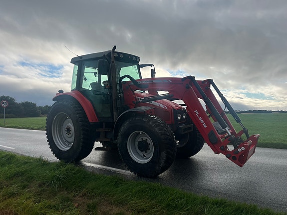 Massey Ferguson 6455 Dyna 6 2 of 18