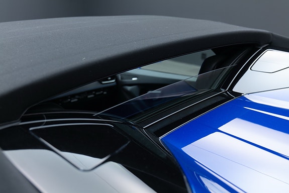Lamborghini Huracan Spyder 14 of 30