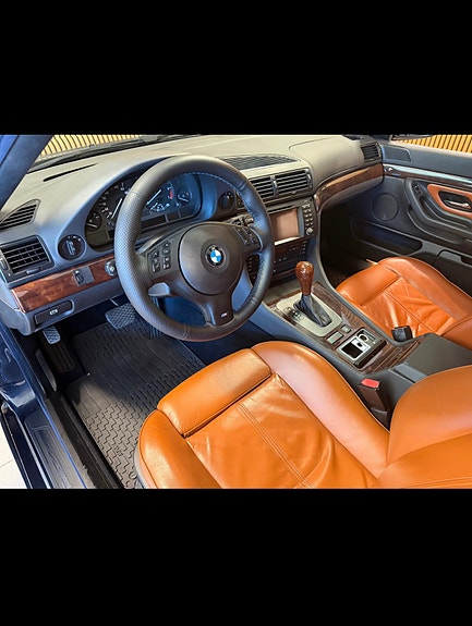 BMW 728i 9 of 16