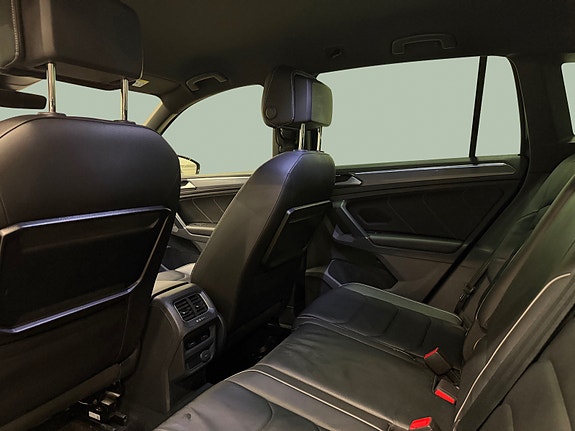 Volkswagen Tiguan 14 of 30