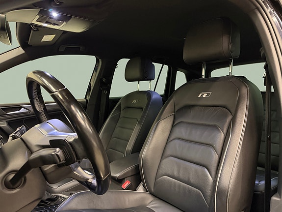 Volkswagen Tiguan 11 of 30