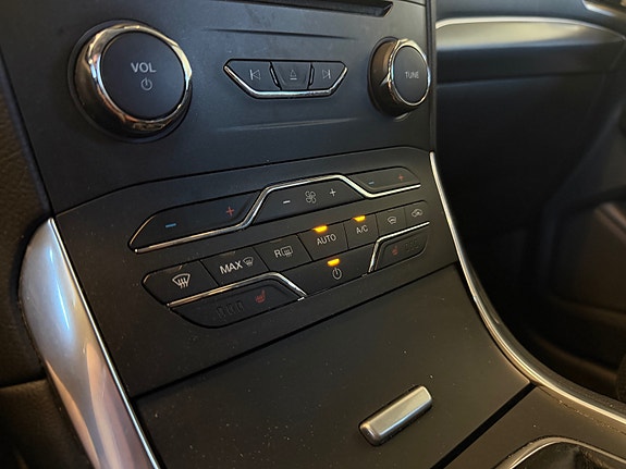 Ford S-MAX 22 of 30
