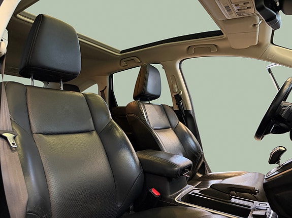 Honda CR-V 13 of 30