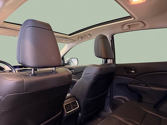 Honda CR-V 15 of 30