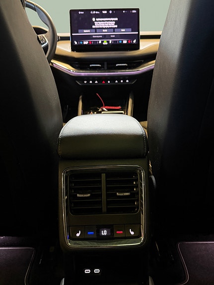 Skoda Enyaq 25 of 30