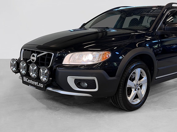 Volvo XC70 12 of 30