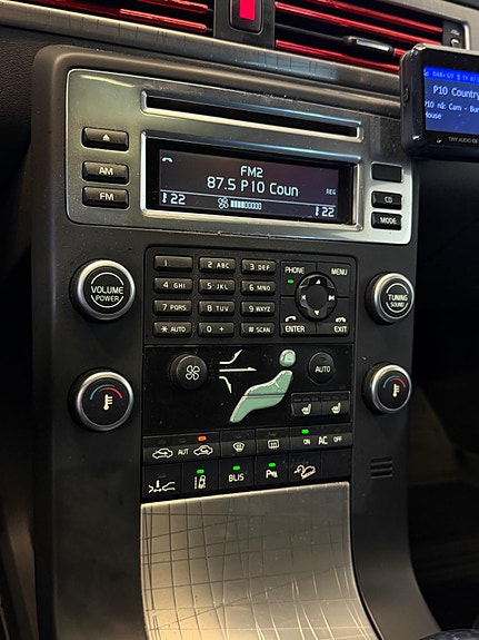 Volvo XC70 29 of 30