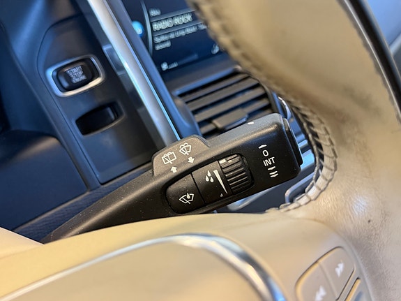 Volvo XC60 29 of 30