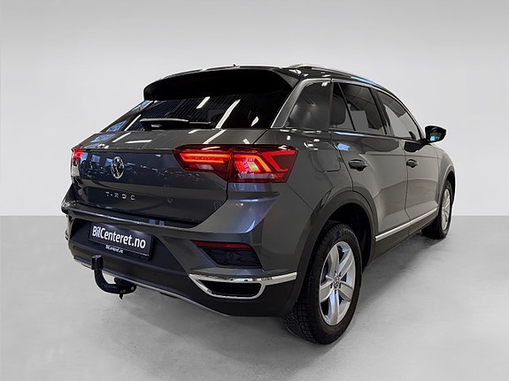 Volkswagen T-Roc 4 of 30
