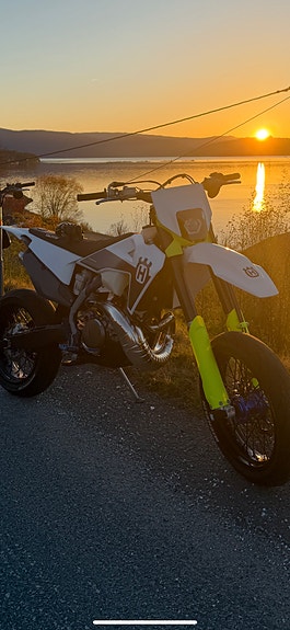 Husqvarna TE 300i 11 of 11