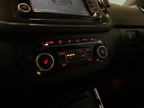 Volkswagen Tiguan 22 of 30