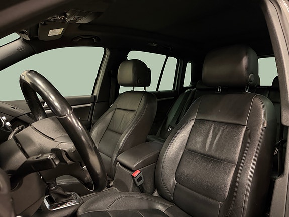 Volkswagen Tiguan 10 of 30