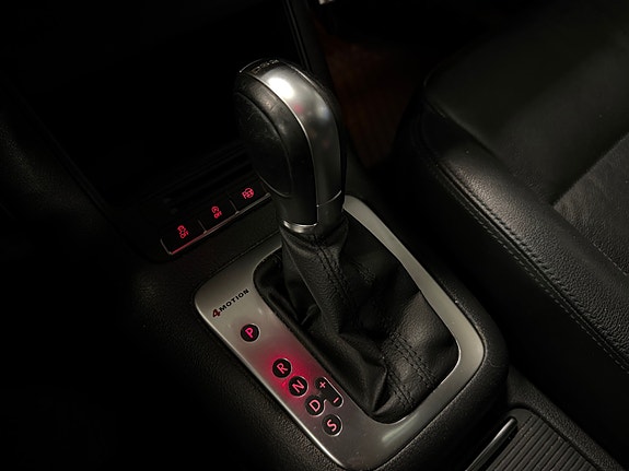 Volkswagen Tiguan 17 of 30