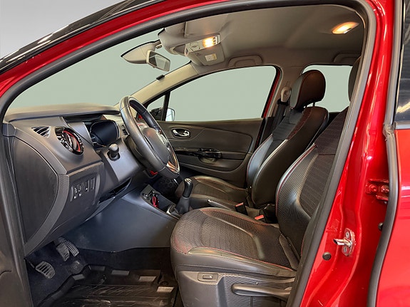 Renault Captur 9 of 26