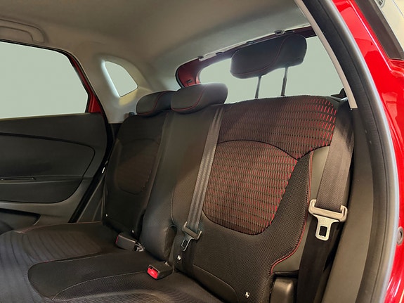 Renault Captur 13 of 26
